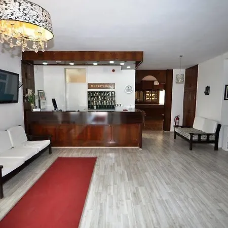 Reis Maris Hotell