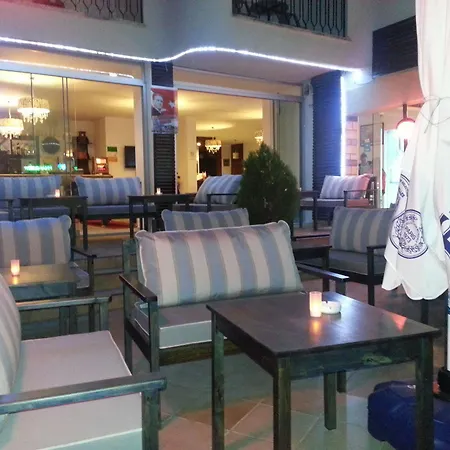 فندق ريس ماريس 3*